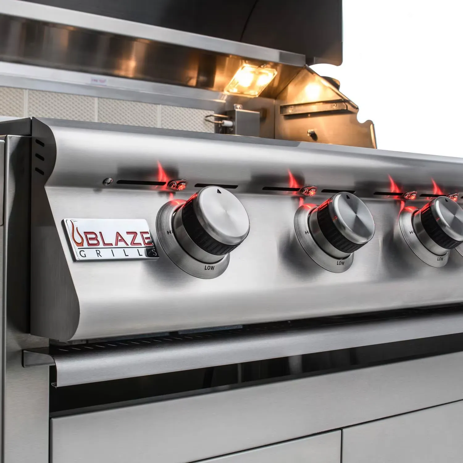 Blaze Premium LTE3 Marine Grade 32" 4-Burner Natural Gas Grill with Rear Infrared Burner & Grill Lights