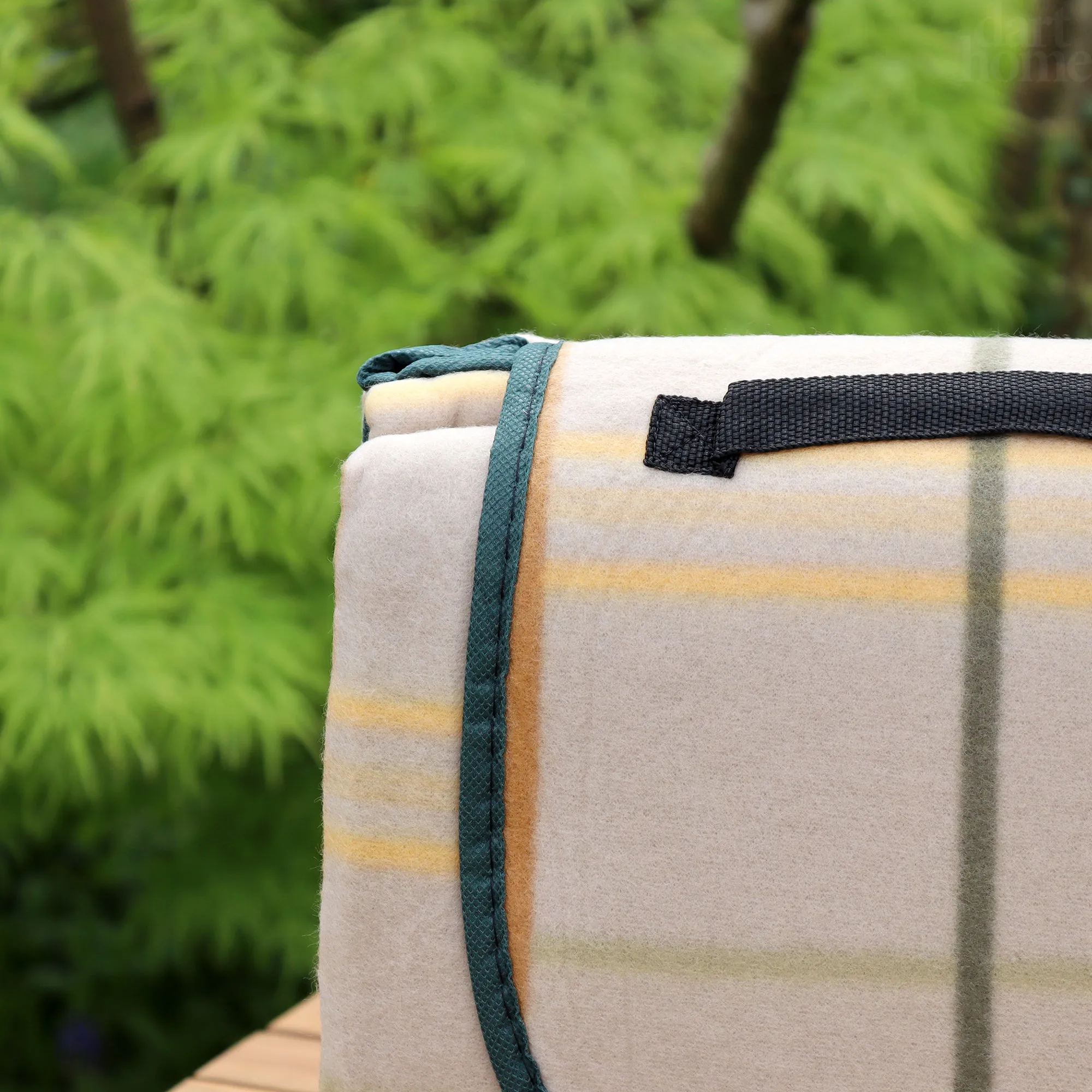 Foldable Beige Tartan Picnic Mat