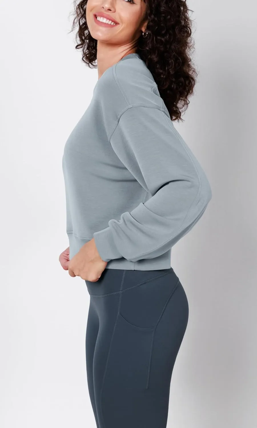 ODODOS Modal Soft Long Sleeve Cropped Sweatshirts for Women Oversized Crew Neck Pullover Crop Top